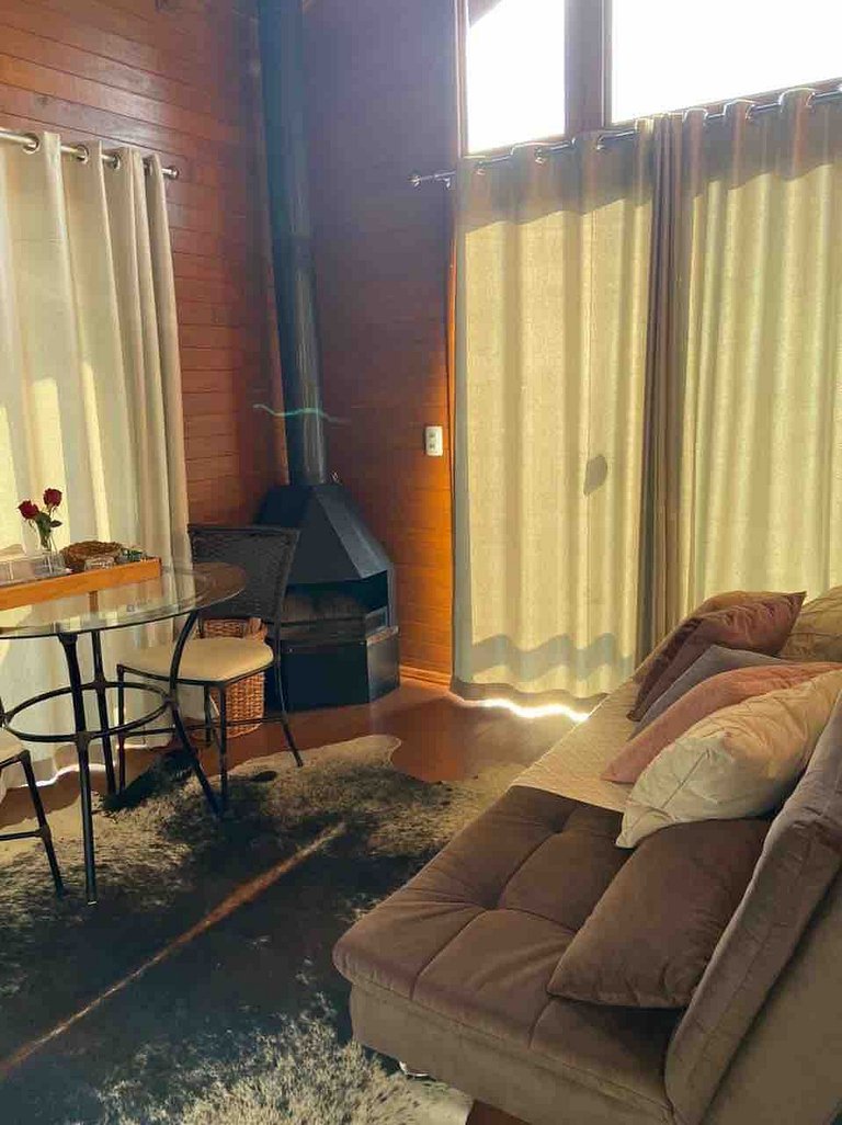 Chalé Doce Recanto com Hidro e Café da Manhã