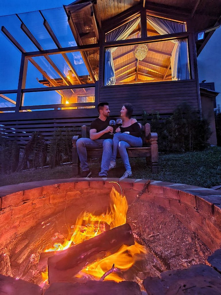 Chalé Doce Recanto com Hidro e Café da Manhã