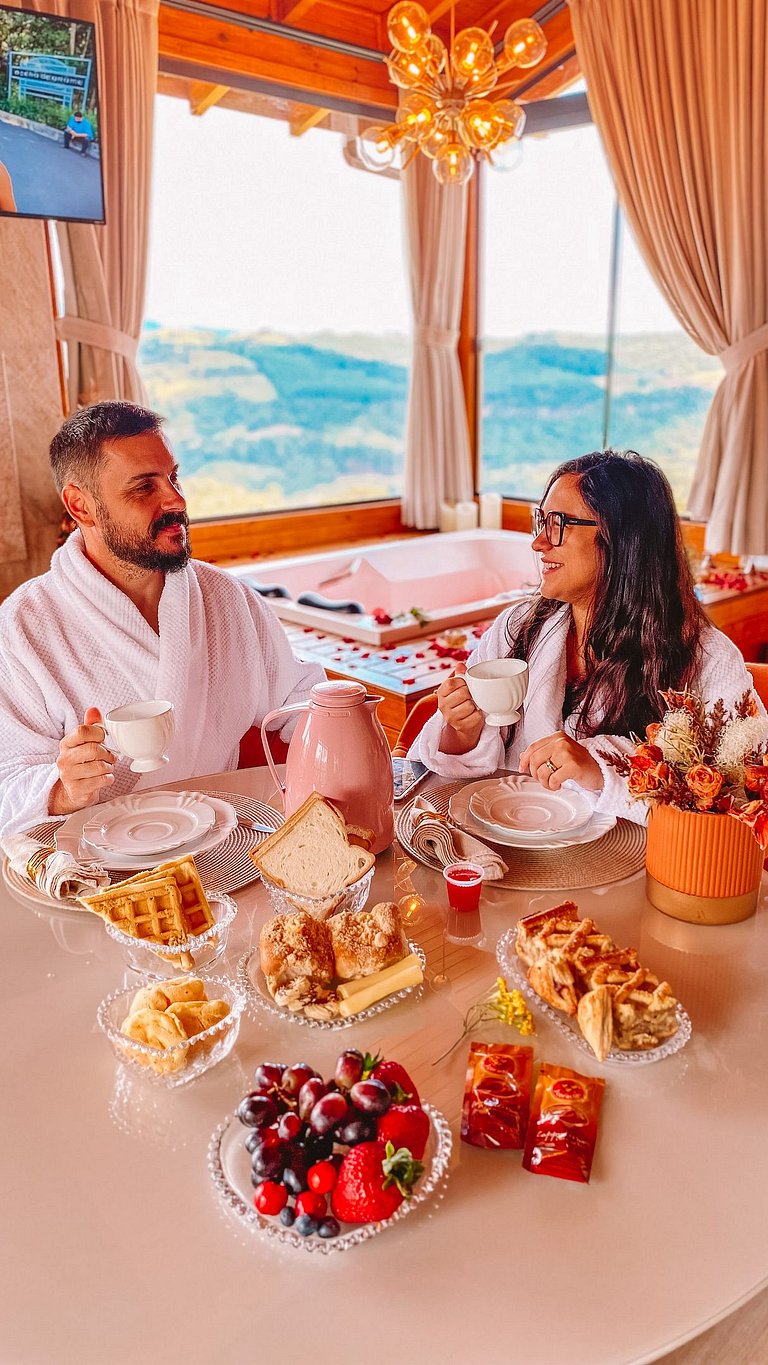 Chalé Mirante com hidro e café da manhã