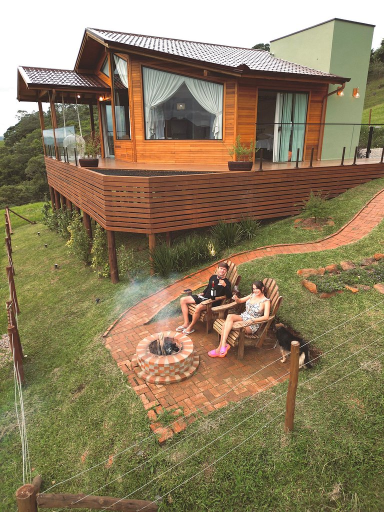 Chalé Ágata com Hidro e Café da Manhã