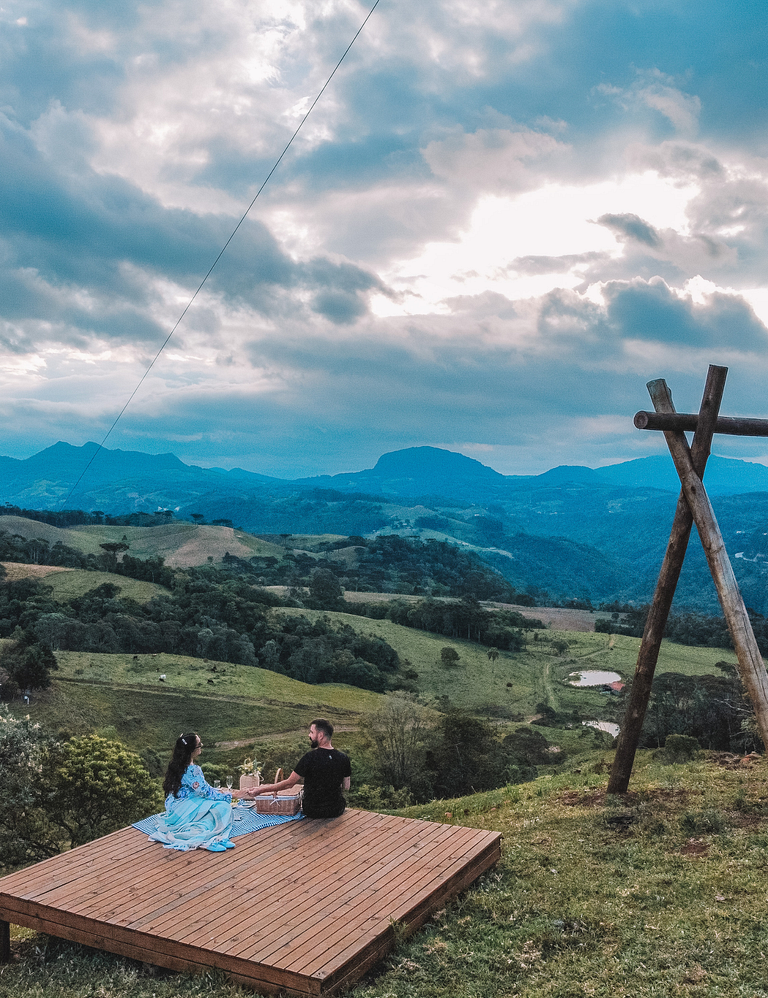 Chalé Mirante com hidro e café da manhã