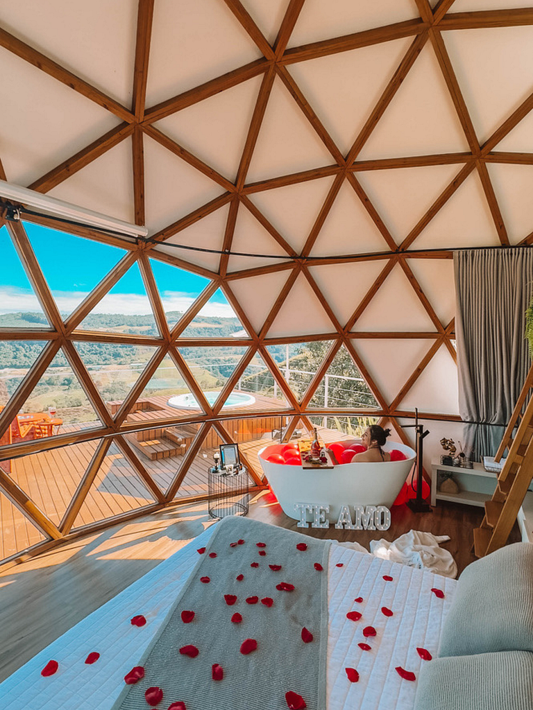 Domo Estelar com Banheira, Jacuzzi e Café da Manhã